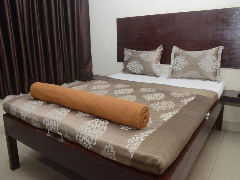 Nilraj Lodge Ratnāgiri Eksteriør bilde